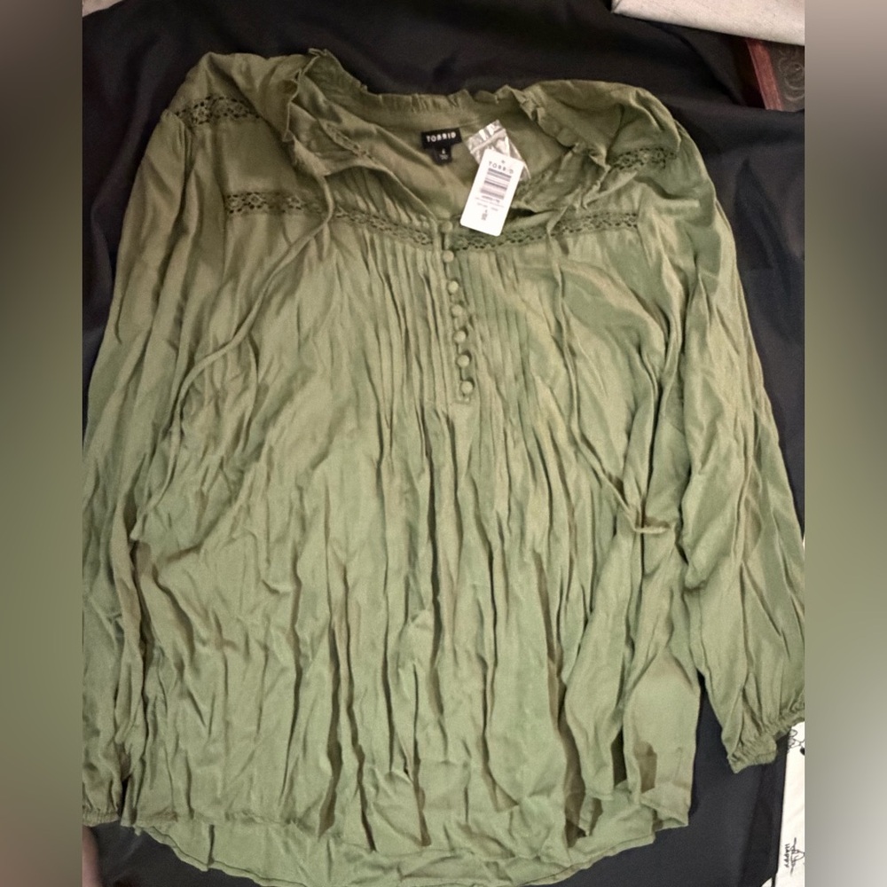 torrid Olive Green Boho Peasant Tunic with Lace Yoke